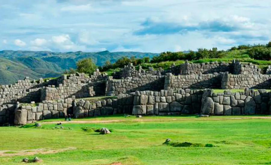 Sacsayhuamán